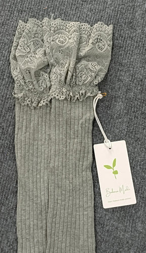 FallStil® - Oberschenkelhohe Socken aus Mesh-Spitze mit Kräuselung | Grau