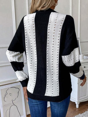 FallStil® - Schwarzer und weißer Color Block Pullover