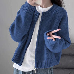 FallStil® - Unverwechselbare blaue einfarbige langärmelige Strickjacke