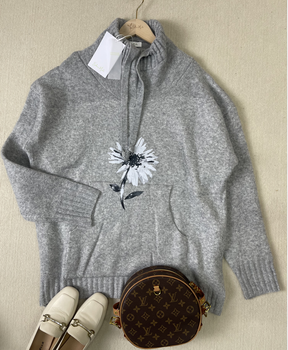 HerbstTrend® - Grauer Kapuzenpullover mit Blumendruck