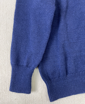 StrickSinn® - Blauer einfarbiger Pullover mit langen Ärmeln