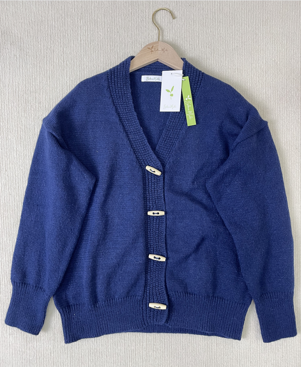 StrickSinn® - Blauer einfarbiger Pullover mit langen Ärmeln