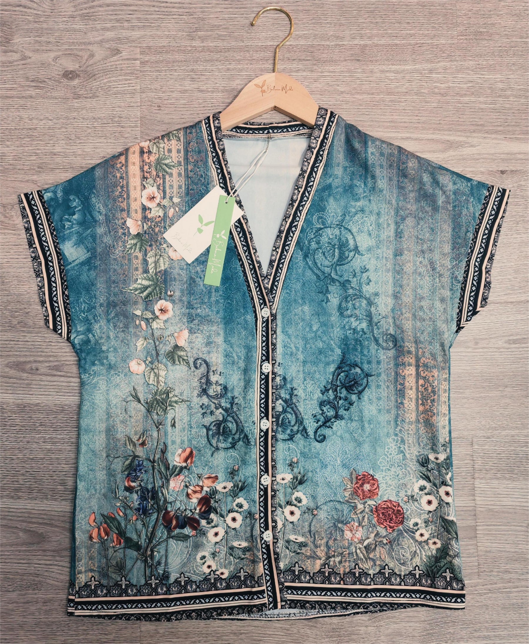 SpringStil® - Grüne Bluse mit Aquarell-Blumendruck