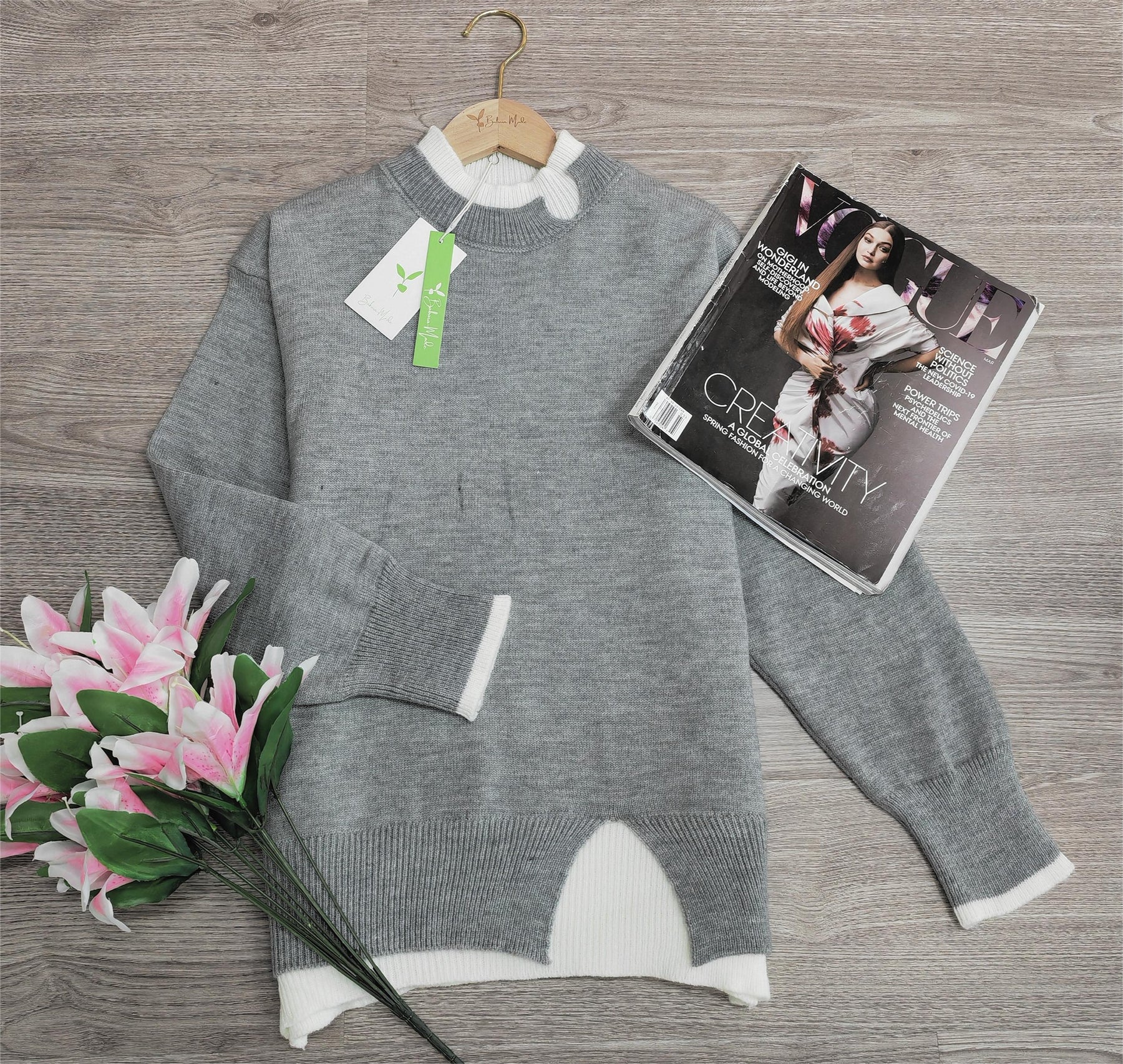 BlütenBliss® - Grauer und weißer übergroßer Pullover mit langen Ärmeln und Cut-Out