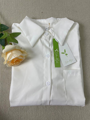 StrickSinn® - Weißes einfarbiges Hemd mit Kragen und langen Ärmeln