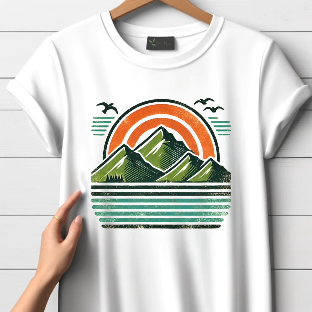 Bergsonnenaufgang T-Shirt