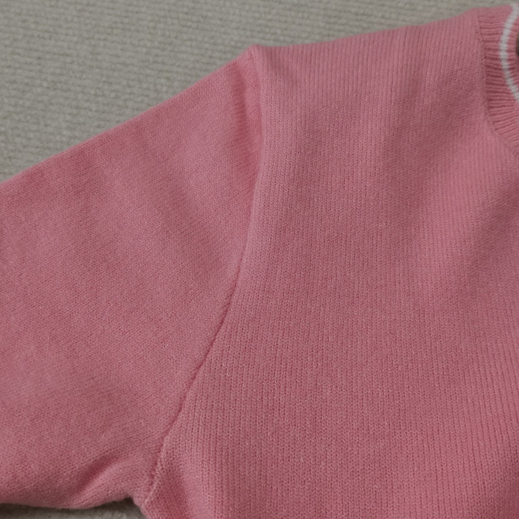 HerbstTrend® - Süßer einfarbiger rosa Pullover mit V-Ausschnitt